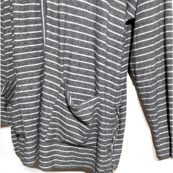 🌸LANE BRYANT Striped Cardigan🌸 - Picture 4 of 9
